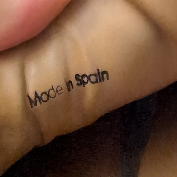 Magnanni Leather Sneakers - Picture 7 of 8